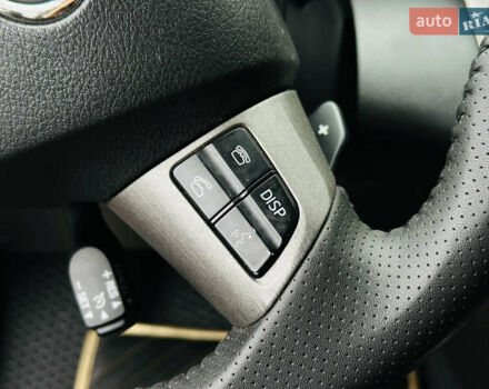 Черный Тойота РАВ 4, объемом двигателя 2.23 л и пробегом 249 тыс. км за 13800 $, фото 31 на Automoto.ua