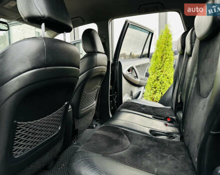 Черный Тойота РАВ 4, объемом двигателя 2.23 л и пробегом 249 тыс. км за 13800 $, фото 16 на Automoto.ua