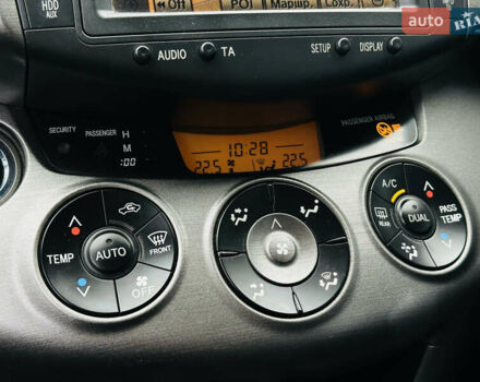 Черный Тойота РАВ 4, объемом двигателя 2.23 л и пробегом 249 тыс. км за 13800 $, фото 33 на Automoto.ua