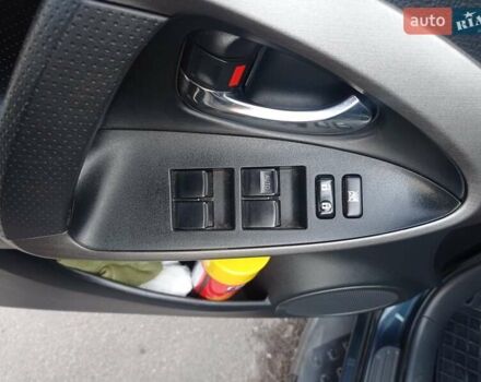 Чорний Тойота РАВ 4, об'ємом двигуна 2 л та пробігом 105 тис. км за 16200 $, фото 17 на Automoto.ua
