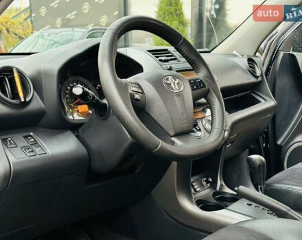 Черный Тойота РАВ 4, объемом двигателя 2.23 л и пробегом 249 тыс. км за 13800 $, фото 14 на Automoto.ua