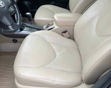 Чорний Тойота РАВ 4, об'ємом двигуна 2.36 л та пробігом 241 тис. км за 13600 $, фото 19 на Automoto.ua