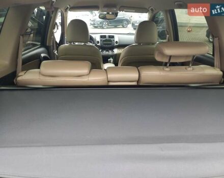 Чорний Тойота РАВ 4, об'ємом двигуна 2.36 л та пробігом 241 тис. км за 13600 $, фото 23 на Automoto.ua