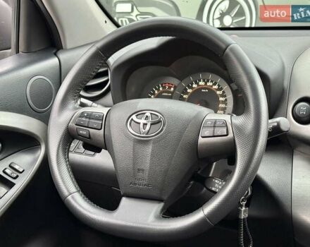 Черный Тойота РАВ 4, объемом двигателя 2 л и пробегом 203 тыс. км за 11500 $, фото 15 на Automoto.ua