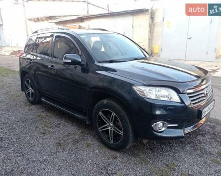 Чорний Тойота РАВ 4, об'ємом двигуна 2 л та пробігом 105 тис. км за 16200 $, фото 3 на Automoto.ua