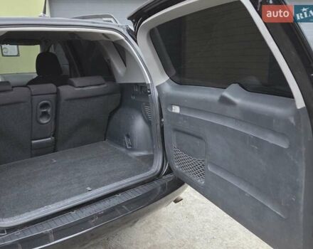 Черный Тойота РАВ 4, объемом двигателя 2.2 л и пробегом 170 тыс. км за 11000 $, фото 2 на Automoto.ua