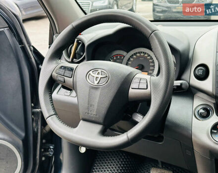 Черный Тойота РАВ 4, объемом двигателя 2.23 л и пробегом 249 тыс. км за 13800 $, фото 21 на Automoto.ua