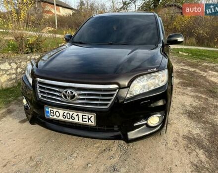 Черный Тойота РАВ 4, объемом двигателя 2 л и пробегом 269 тыс. км за 12500 $, фото 1 на Automoto.ua