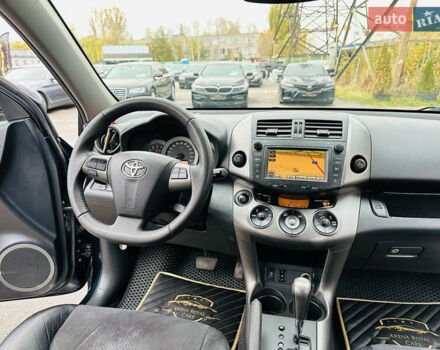 Черный Тойота РАВ 4, объемом двигателя 2.23 л и пробегом 249 тыс. км за 13800 $, фото 20 на Automoto.ua