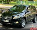 Чорний Тойота РАВ 4, об'ємом двигуна 2 л та пробігом 140 тис. км за 11500 $, фото 1 на Automoto.ua