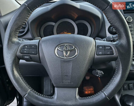 Черный Тойота РАВ 4, объемом двигателя 1.99 л и пробегом 120 тыс. км за 14900 $, фото 24 на Automoto.ua