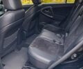 Чорний Тойота РАВ 4, об'ємом двигуна 2 л та пробігом 278 тис. км за 13500 $, фото 2 на Automoto.ua