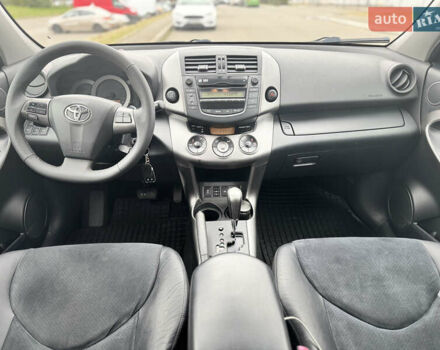 Черный Тойота РАВ 4, объемом двигателя 2 л и пробегом 73 тыс. км за 14800 $, фото 2 на Automoto.ua