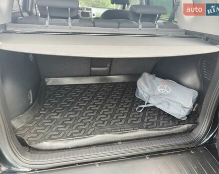 Чорний Тойота РАВ 4, об'ємом двигуна 2 л та пробігом 250 тис. км за 13500 $, фото 7 на Automoto.ua