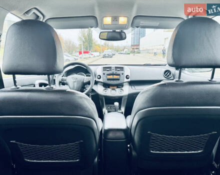 Черный Тойота РАВ 4, объемом двигателя 2 л и пробегом 73 тыс. км за 14800 $, фото 10 на Automoto.ua