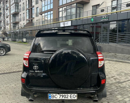 Чорний Тойота РАВ 4, об'ємом двигуна 2 л та пробігом 138 тис. км за 11500 $, фото 8 на Automoto.ua