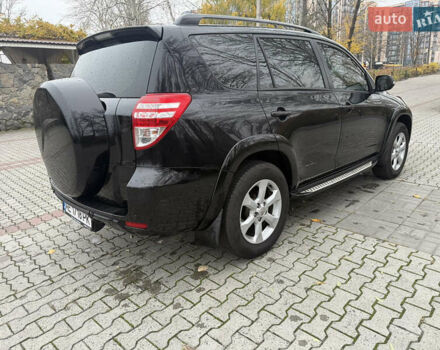 Черный Тойота РАВ 4, объемом двигателя 2.36 л и пробегом 155 тыс. км за 12500 $, фото 6 на Automoto.ua