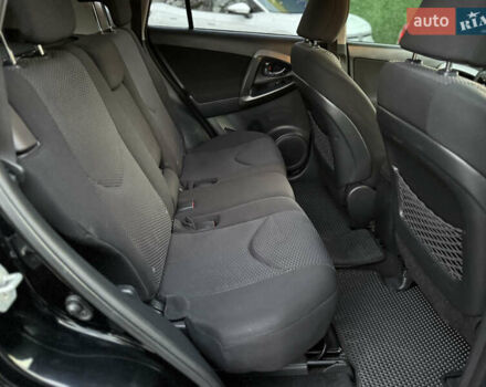 Черный Тойота РАВ 4, объемом двигателя 2 л и пробегом 184 тыс. км за 12900 $, фото 40 на Automoto.ua