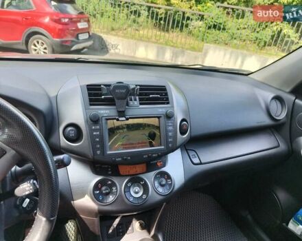 Чорний Тойота РАВ 4, об'ємом двигуна 2 л та пробігом 250 тис. км за 13500 $, фото 14 на Automoto.ua