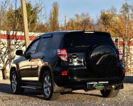 Чорний Тойота РАВ 4, об'ємом двигуна 2 л та пробігом 178 тис. км за 13850 $, фото 3 на Automoto.ua