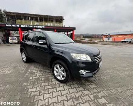 Чорний Тойота РАВ 4, об'ємом двигуна 2.2 л та пробігом 197 тис. км за 2770 $, фото 1 на Automoto.ua