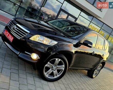 Черный Тойота РАВ 4, объемом двигателя 2.2 л и пробегом 182 тыс. км за 13950 $, фото 92 на Automoto.ua