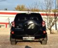 Чорний Тойота РАВ 4, об'ємом двигуна 2 л та пробігом 178 тис. км за 13850 $, фото 2 на Automoto.ua