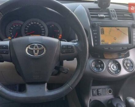 Черный Тойота РАВ 4, объемом двигателя 2.23 л и пробегом 247 тыс. км за 13600 $, фото 3 на Automoto.ua