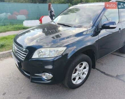 Чорний Тойота РАВ 4, об'ємом двигуна 2 л та пробігом 250 тис. км за 13500 $, фото 3 на Automoto.ua