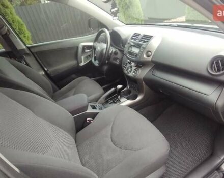 Чорний Тойота РАВ 4, об'ємом двигуна 2 л та пробігом 184 тис. км за 12500 $, фото 19 на Automoto.ua