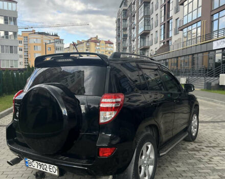 Чорний Тойота РАВ 4, об'ємом двигуна 2 л та пробігом 138 тис. км за 11500 $, фото 7 на Automoto.ua