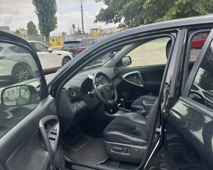 Черный Тойота РАВ 4, объемом двигателя 0 л и пробегом 63 тыс. км за 18000 $, фото 1 на Automoto.ua