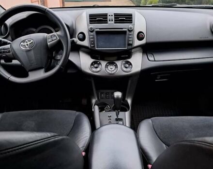 Чорний Тойота РАВ 4, об'ємом двигуна 2 л та пробігом 278 тис. км за 13500 $, фото 8 на Automoto.ua