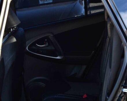 Чорний Тойота РАВ 4, об'ємом двигуна 2 л та пробігом 178 тис. км за 13850 $, фото 20 на Automoto.ua