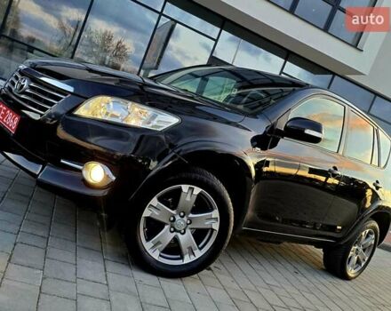 Черный Тойота РАВ 4, объемом двигателя 2.2 л и пробегом 182 тыс. км за 13950 $, фото 98 на Automoto.ua