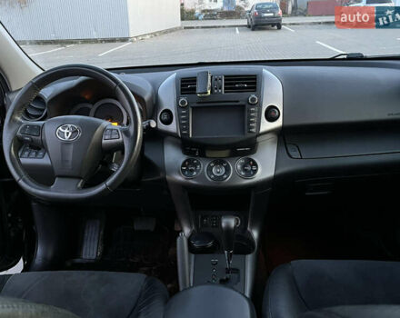 Черный Тойота РАВ 4, объемом двигателя 1.99 л и пробегом 120 тыс. км за 14900 $, фото 29 на Automoto.ua