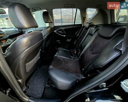 Черный Тойота РАВ 4, объемом двигателя 2.2 л и пробегом 182 тыс. км за 13950 $, фото 63 на Automoto.ua