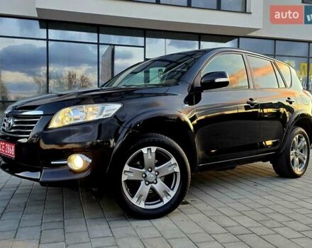 Черный Тойота РАВ 4, объемом двигателя 2.2 л и пробегом 182 тыс. км за 13950 $, фото 87 на Automoto.ua