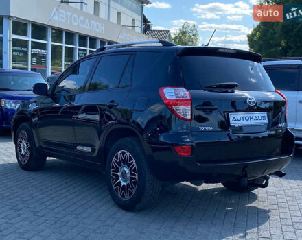 Чорний Тойота РАВ 4, об'ємом двигуна 2.23 л та пробігом 260 тис. км за 12500 $, фото 5 на Automoto.ua