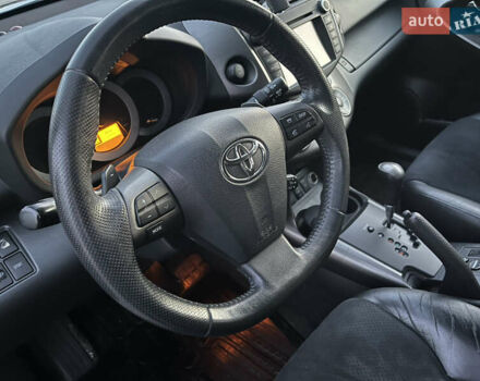 Черный Тойота РАВ 4, объемом двигателя 1.99 л и пробегом 120 тыс. км за 14900 $, фото 23 на Automoto.ua
