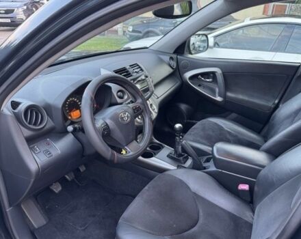 Черный Тойота РАВ 4, объемом двигателя 0 л и пробегом 240 тыс. км за 5200 $, фото 6 на Automoto.ua