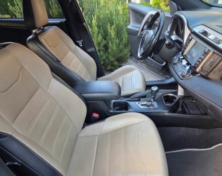 Чорний Тойота РАВ 4, об'ємом двигуна 2.2 л та пробігом 197 тис. км за 2770 $, фото 7 на Automoto.ua