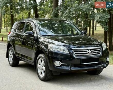 Чорний Тойота РАВ 4, об'ємом двигуна 2 л та пробігом 153 тис. км за 12999 $, фото 3 на Automoto.ua