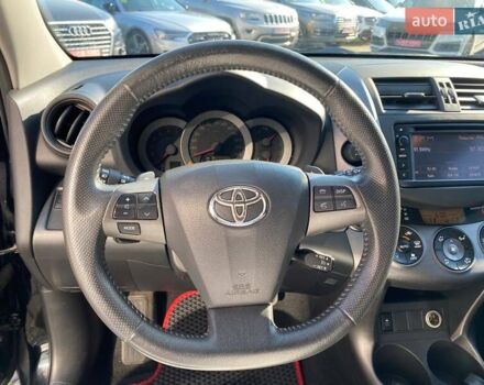 Черный Тойота РАВ 4, объемом двигателя 2.2 л и пробегом 225 тыс. км за 13950 $, фото 11 на Automoto.ua