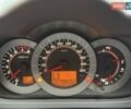 Чорний Тойота РАВ 4, об'ємом двигуна 2 л та пробігом 153 тис. км за 12999 $, фото 51 на Automoto.ua