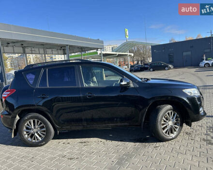 Черный Тойота РАВ 4, объемом двигателя 2 л и пробегом 122 тыс. км за 13700 $, фото 4 на Automoto.ua