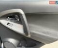 Чорний Тойота РАВ 4, об'ємом двигуна 2 л та пробігом 153 тис. км за 12999 $, фото 28 на Automoto.ua