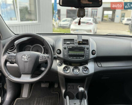 Черный Тойота РАВ 4, объемом двигателя 1.99 л и пробегом 170 тыс. км за 14000 $, фото 15 на Automoto.ua