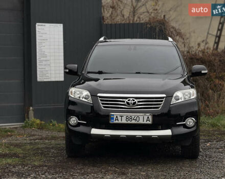 Черный Тойота РАВ 4, объемом двигателя 2.2 л и пробегом 253 тыс. км за 13990 $, фото 1 на Automoto.ua