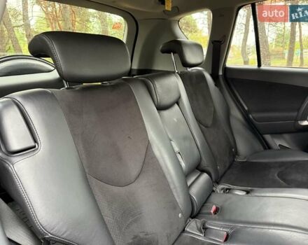 Тойота РАВ 4 2012 в Киеве на Automoto.ua Черный Тойота РАВ 4, объемом двигателя 2 л и пробегом 153 тыс. км за 12850 $, фото 35 на Automoto.ua